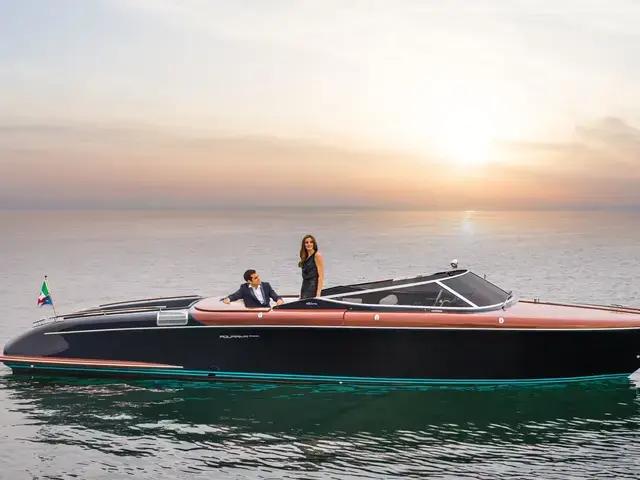 Riva 33 Aqua Super