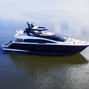 2019 Sunseeker 86 Yacht