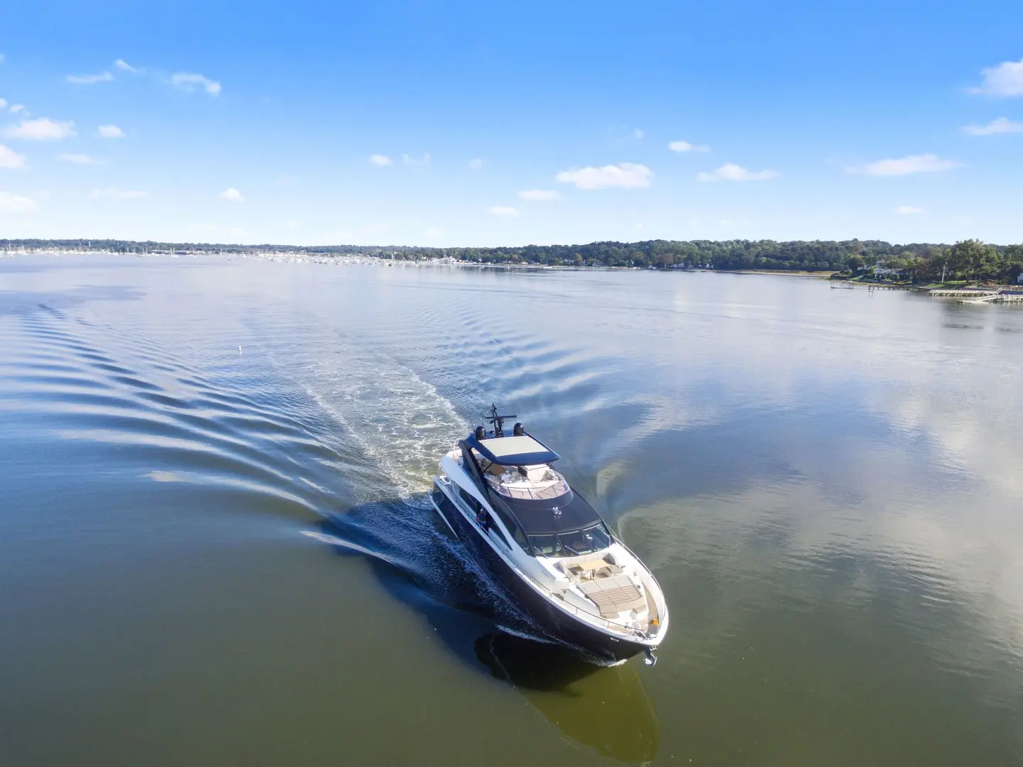 2019 Sunseeker 86 yacht