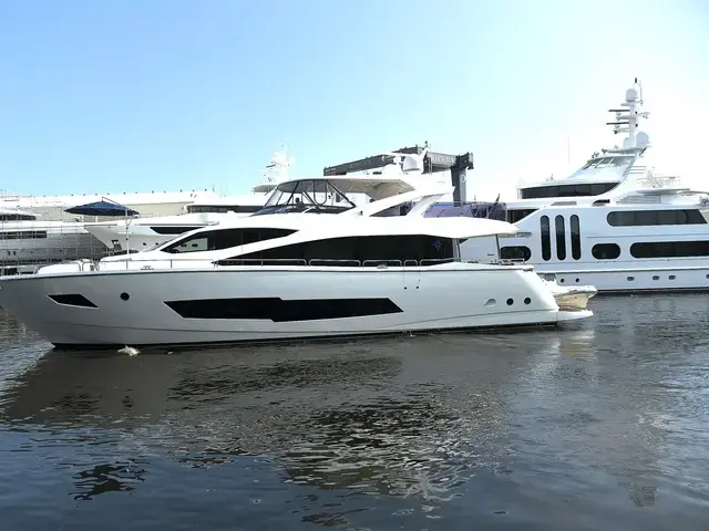 Sunseeker Yacht 86