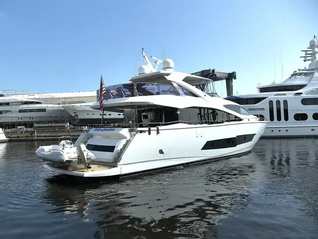 Sunseeker Yacht 86