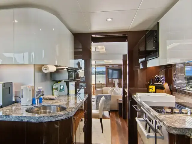 Sunseeker Yacht 86