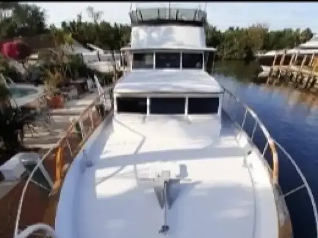 Burger Flybridge Motoryacht