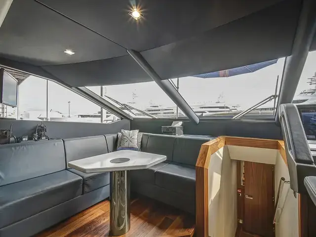 Sunseeker Yacht 86