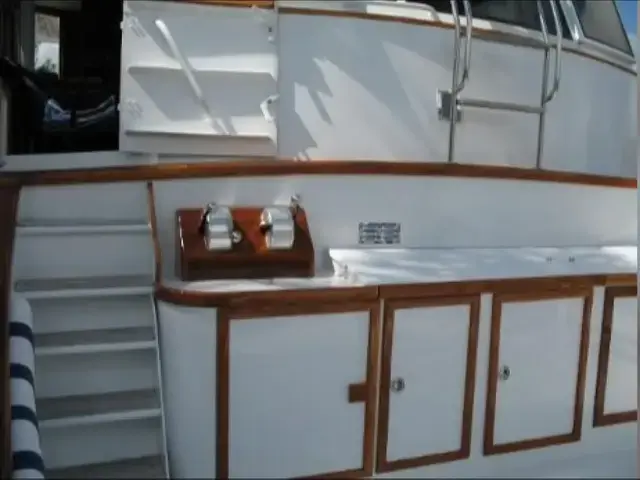 Burger Flybridge Motoryacht