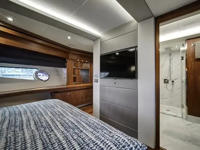 Sunseeker Yacht 86