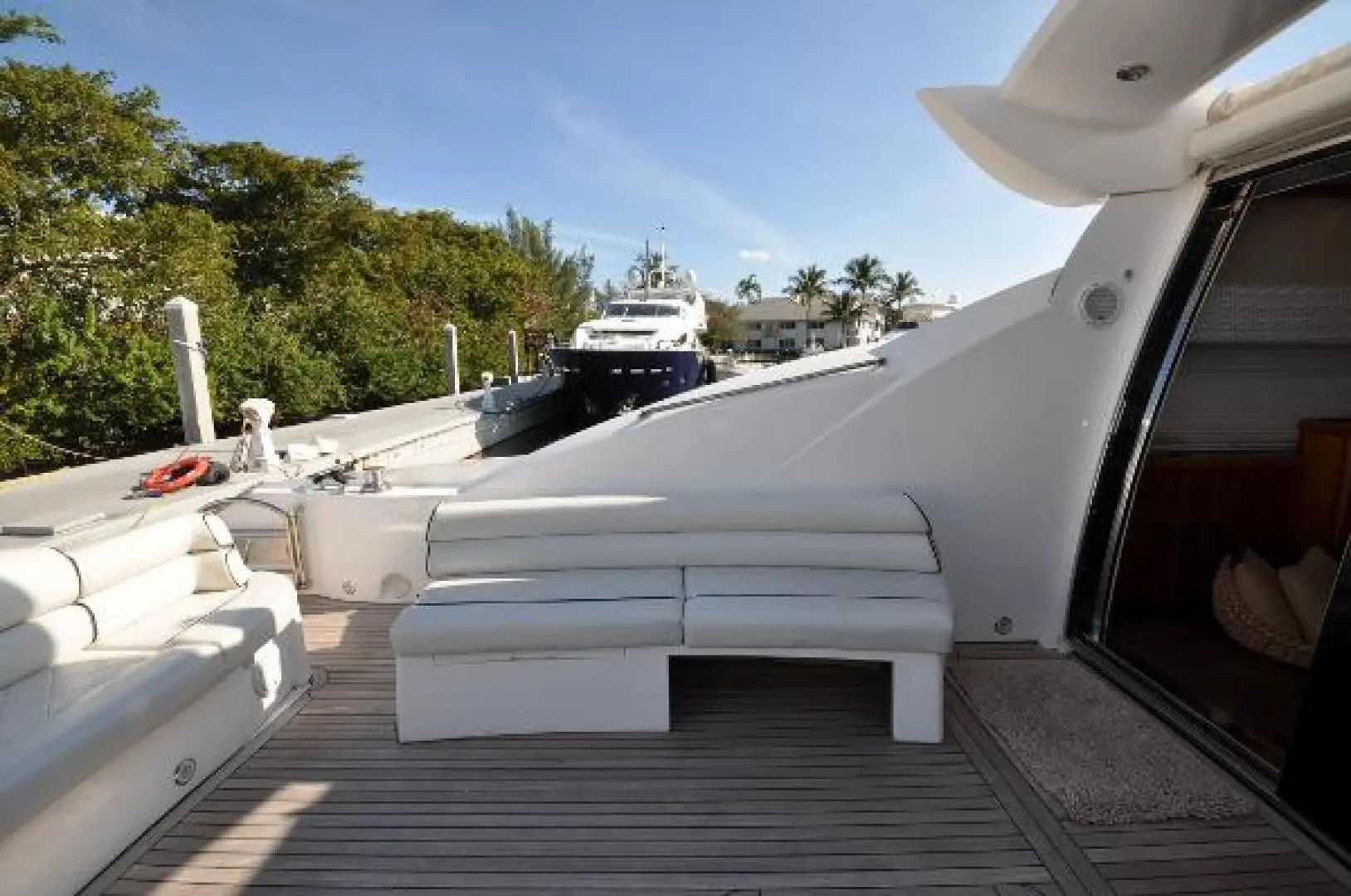 2006 Sunseeker predator