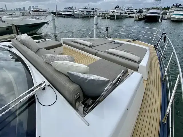 Azimut Flybridge