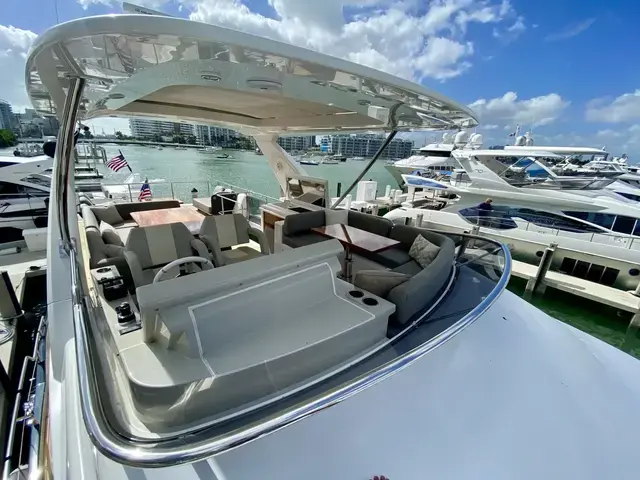 Azimut Flybridge