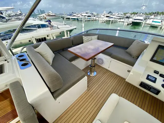 Azimut Flybridge