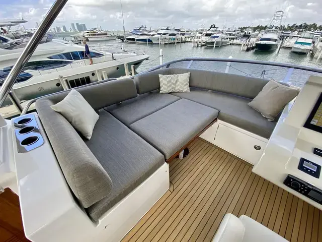 Azimut Flybridge