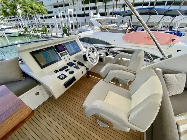 Azimut Flybridge