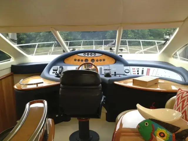 Azimut 62e