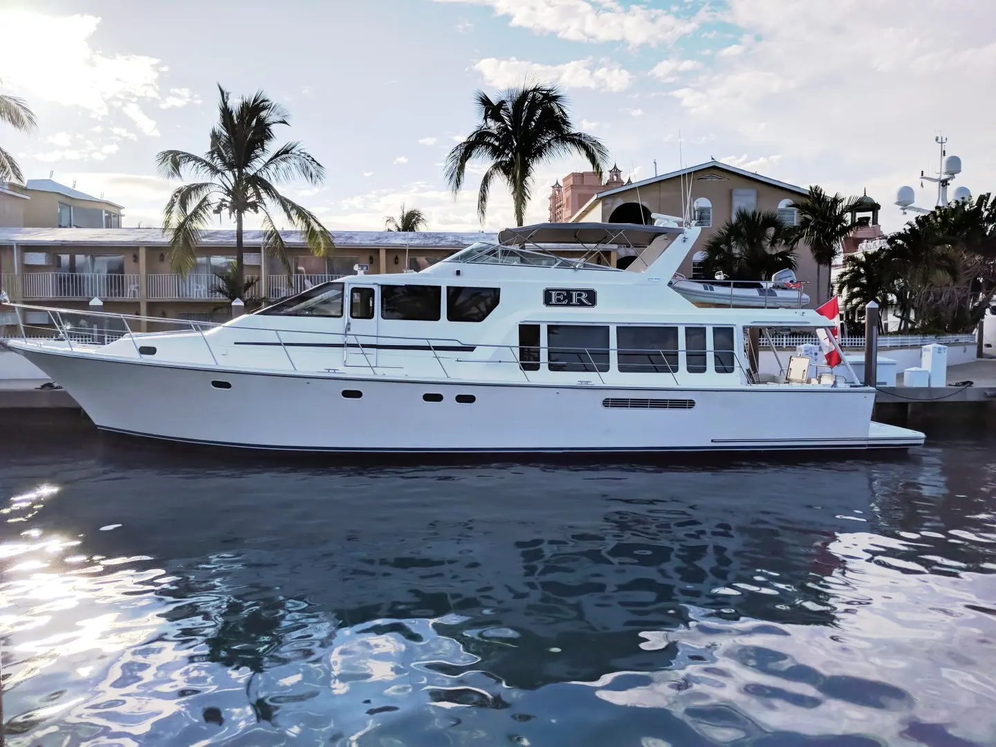 2000 Mariner 65 motoryacht