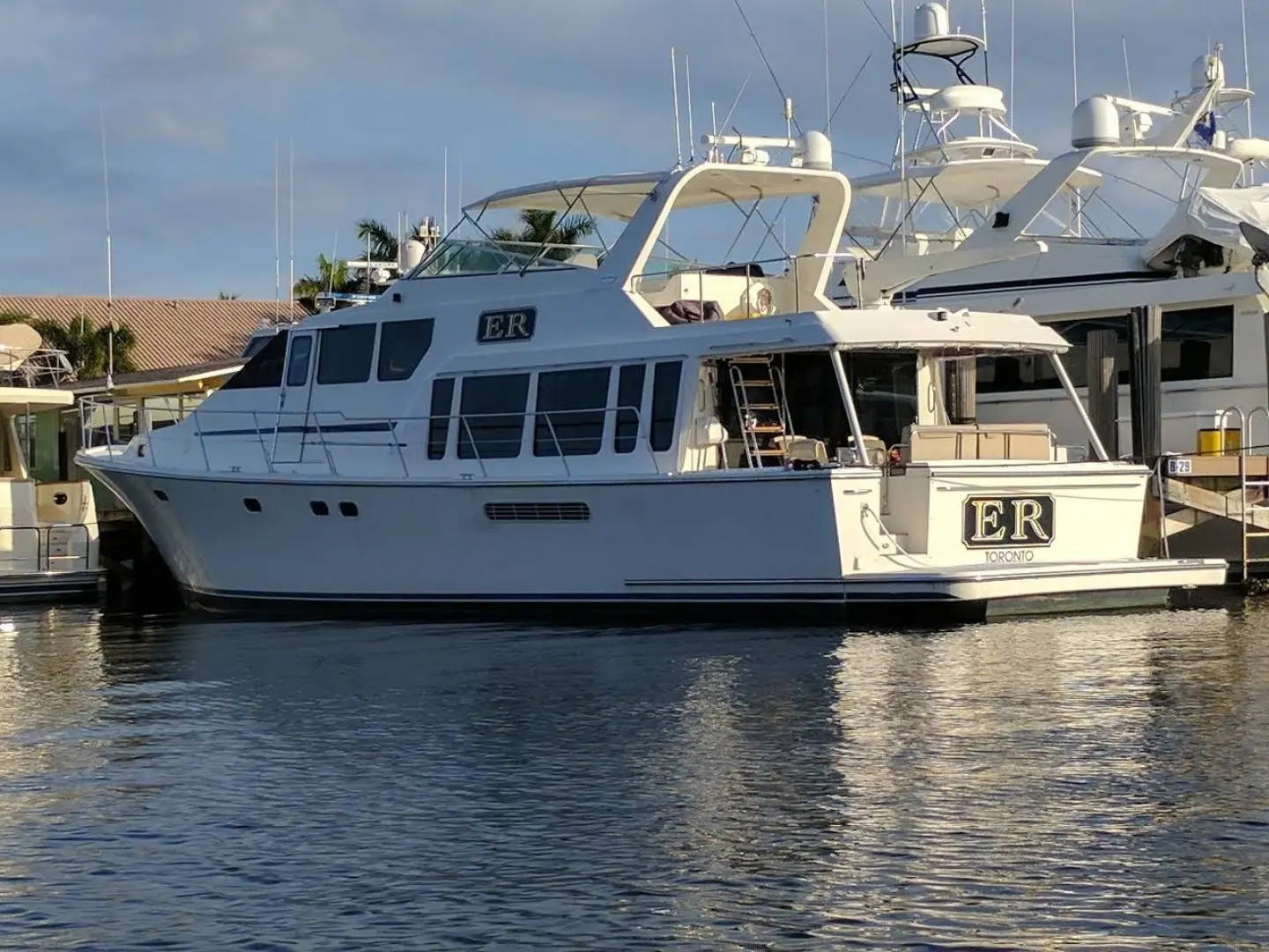 2000 Mariner 65 motoryacht