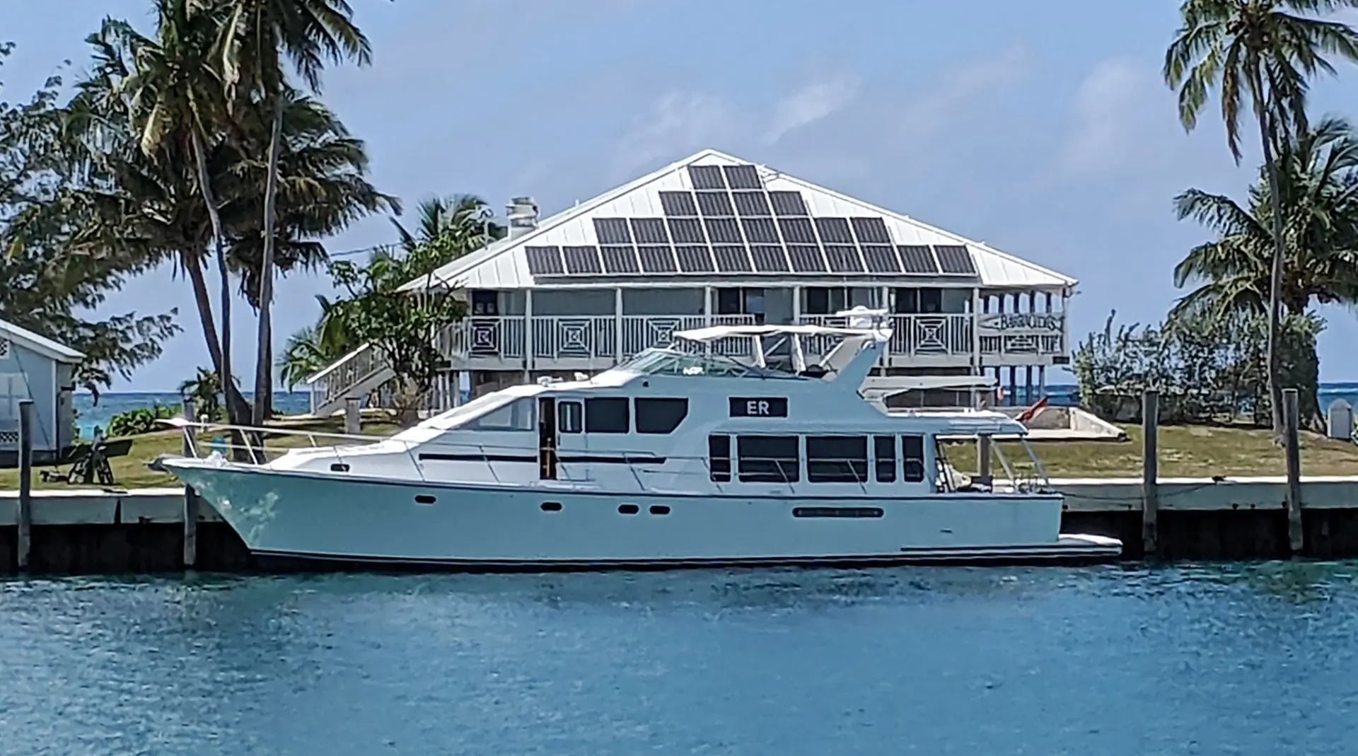 2000 Mariner 65 motoryacht