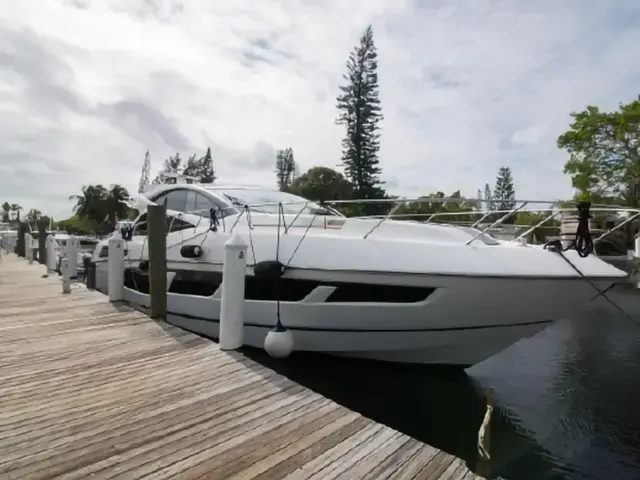 Sunseeker Predator