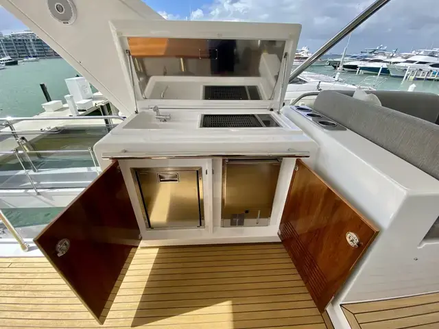 Azimut Flybridge