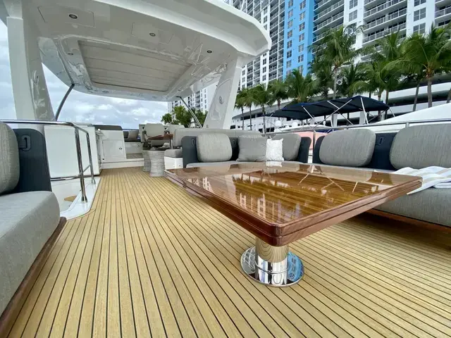 Azimut Flybridge