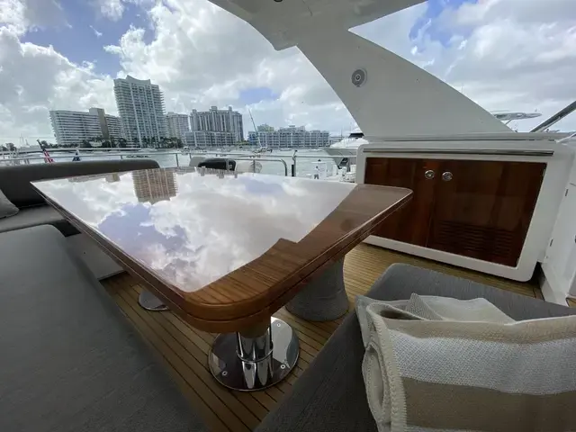 Azimut Flybridge