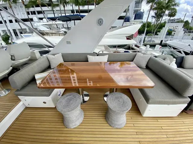 Azimut Flybridge