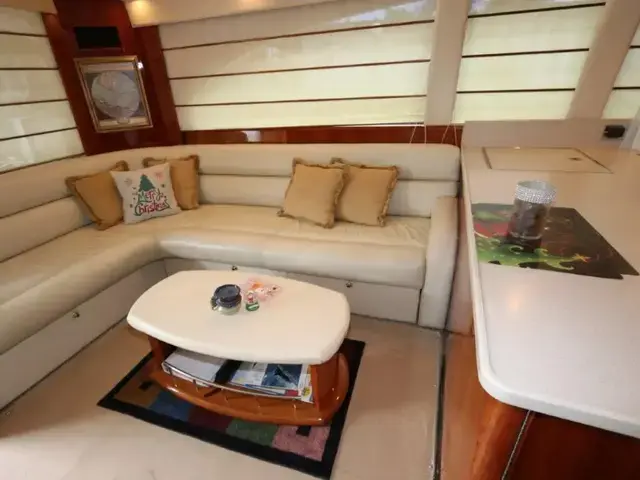 Riviera Enclosed Flybridge