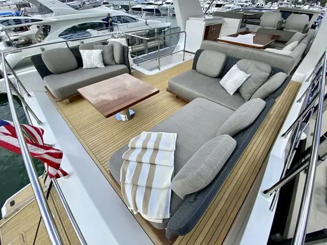 Azimut Flybridge