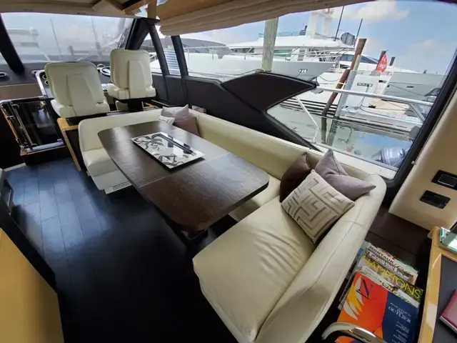 Azimut Flybridge