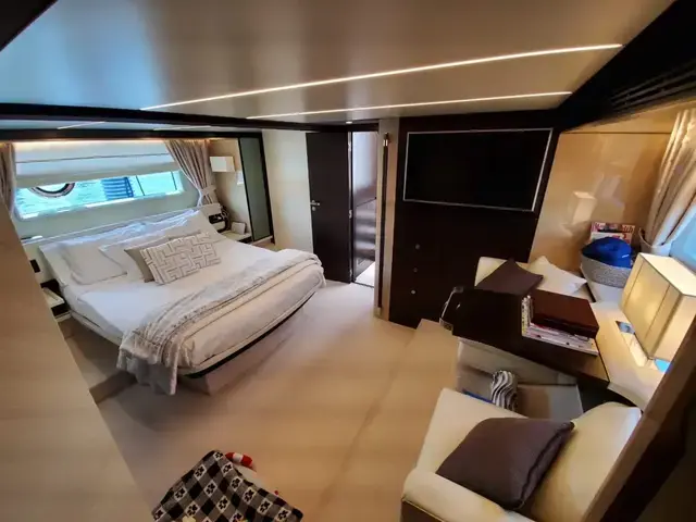 Azimut Flybridge