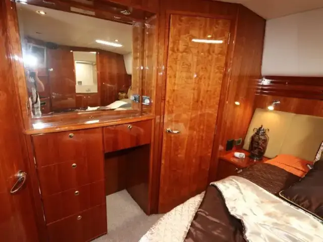 Riviera Enclosed Flybridge