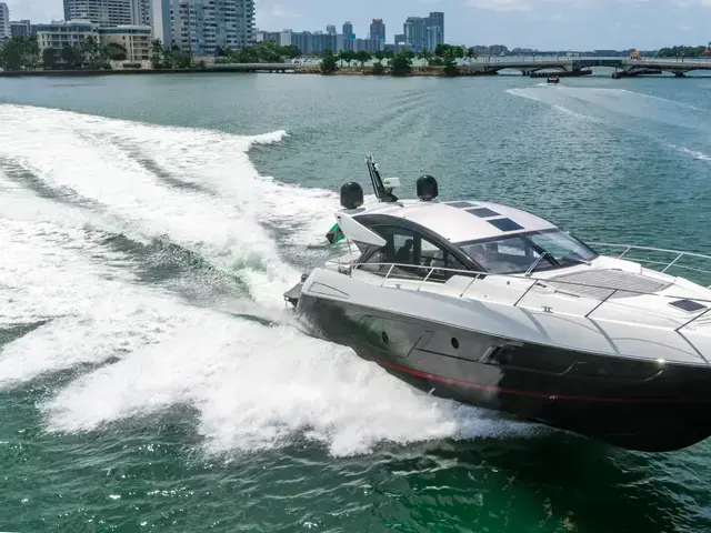 Sunseeker Predator