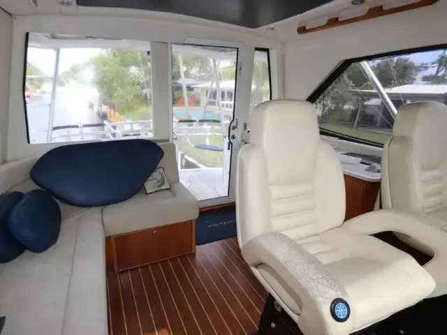 Riviera Enclosed Flybridge