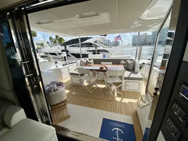 Azimut Flybridge