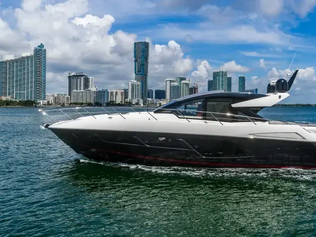 Sunseeker Predator