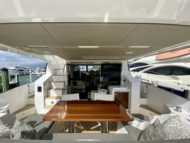 Azimut Flybridge