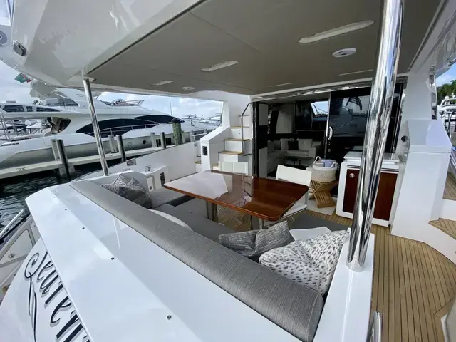 Azimut Flybridge