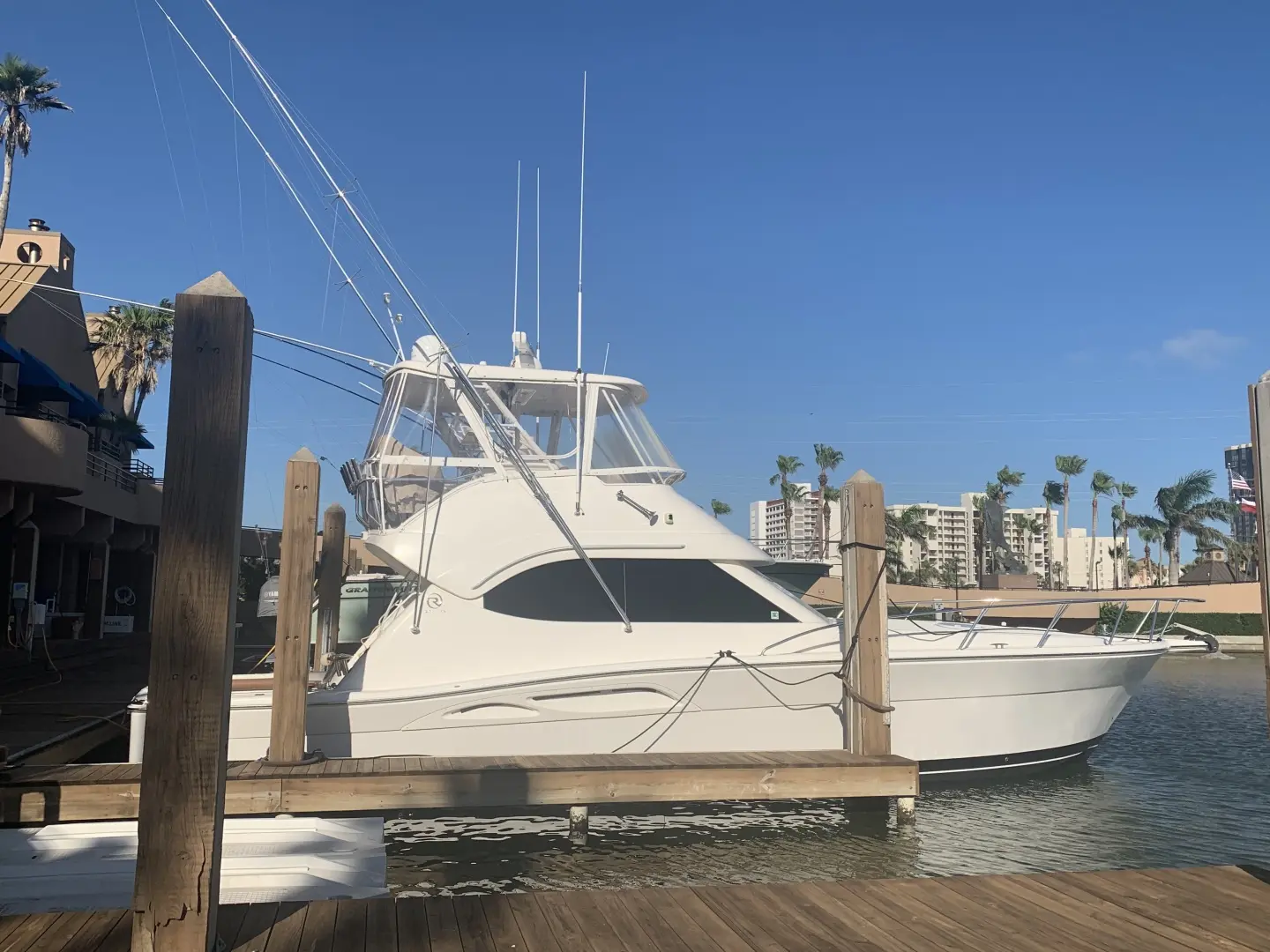 2008 Riviera 42 flybridge