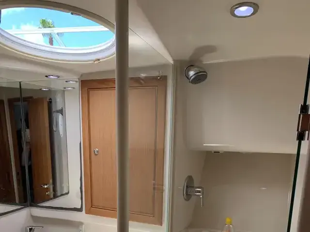 Riviera 42 Flybridge