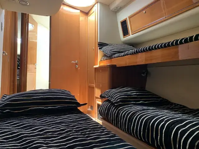 Riviera 42 Flybridge