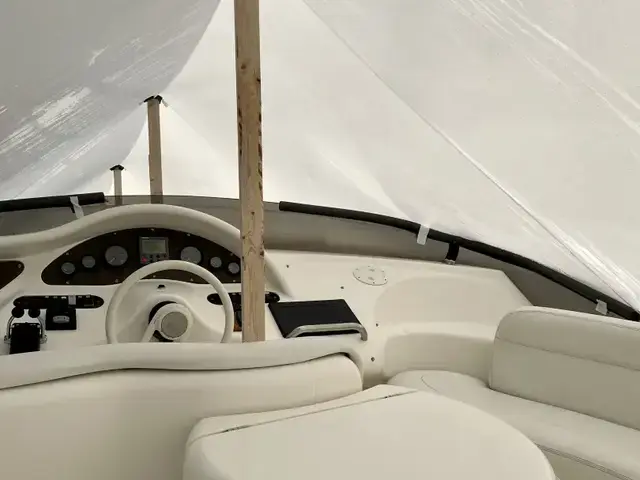 Azimut 46