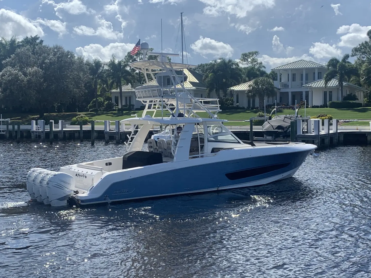 2017 Boston Whaler 420 outrage