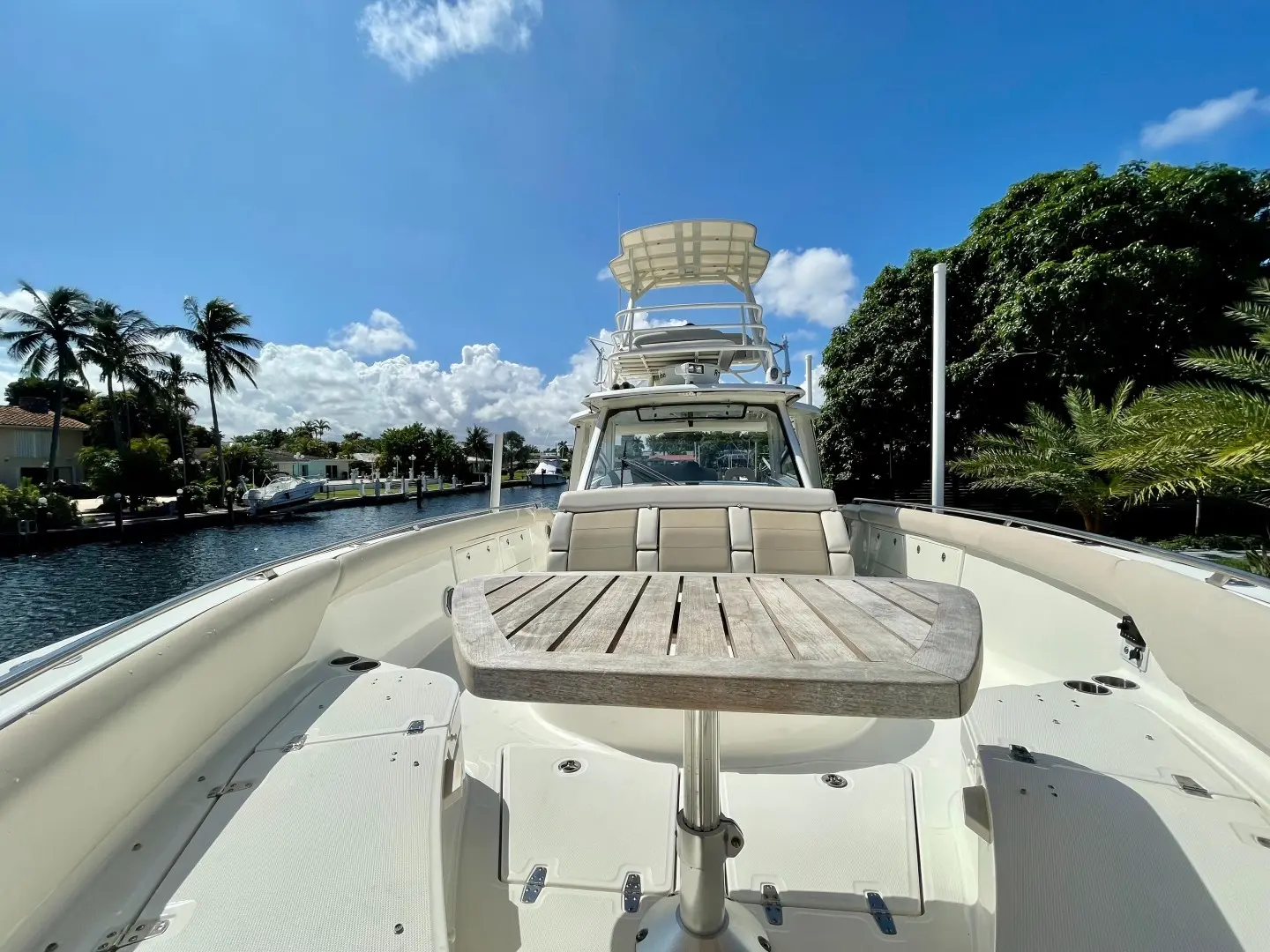 2016 Boston Whaler 420 outrage