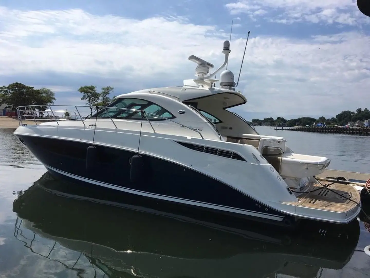 2013 Sea Ray sundancer