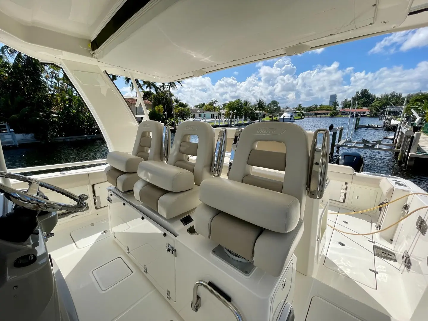 2016 Boston Whaler 420 outrage