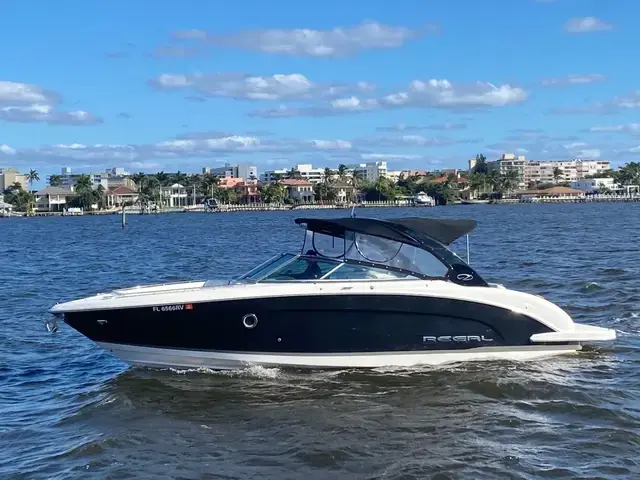 Regal 3200 Bowrider