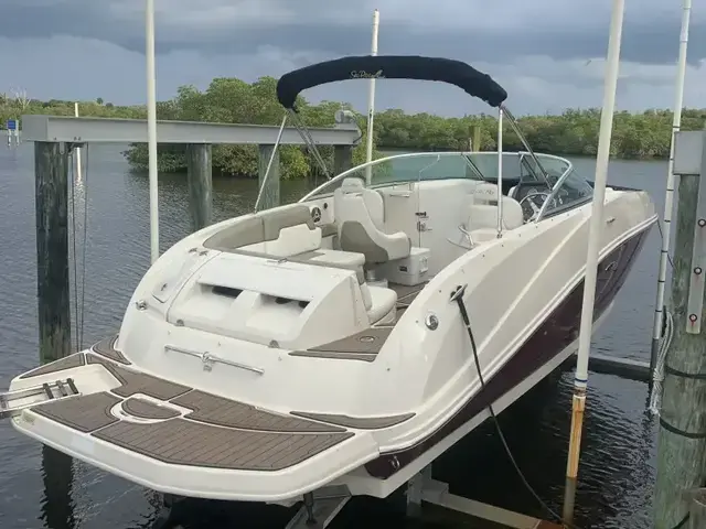 Sea Ray 240 Sundeck