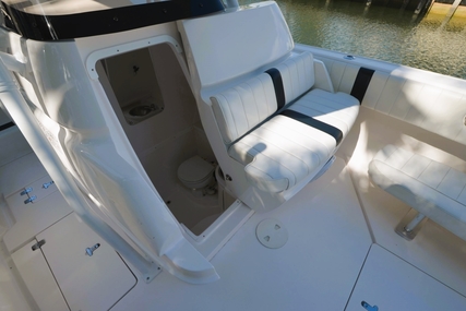 Intrepid 300 Center Console