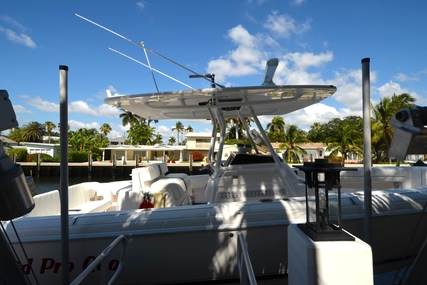 Intrepid 300 Center Console