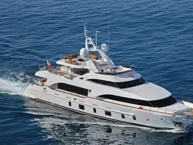 Benetti 105 Motor Yacht