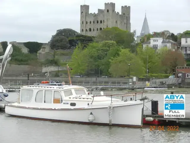 Classic Yachts Logan 33